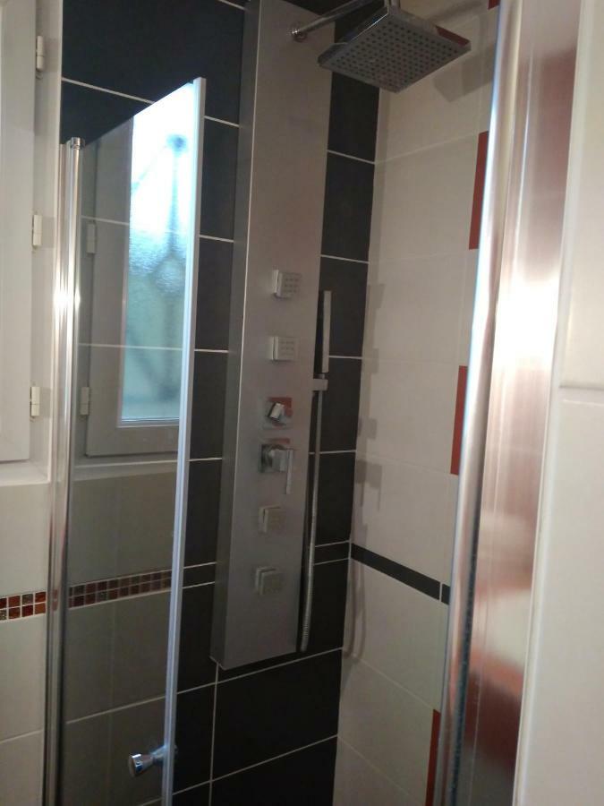 Chambres Tricastine Et Venise 상폴투아 샤토 외부 사진