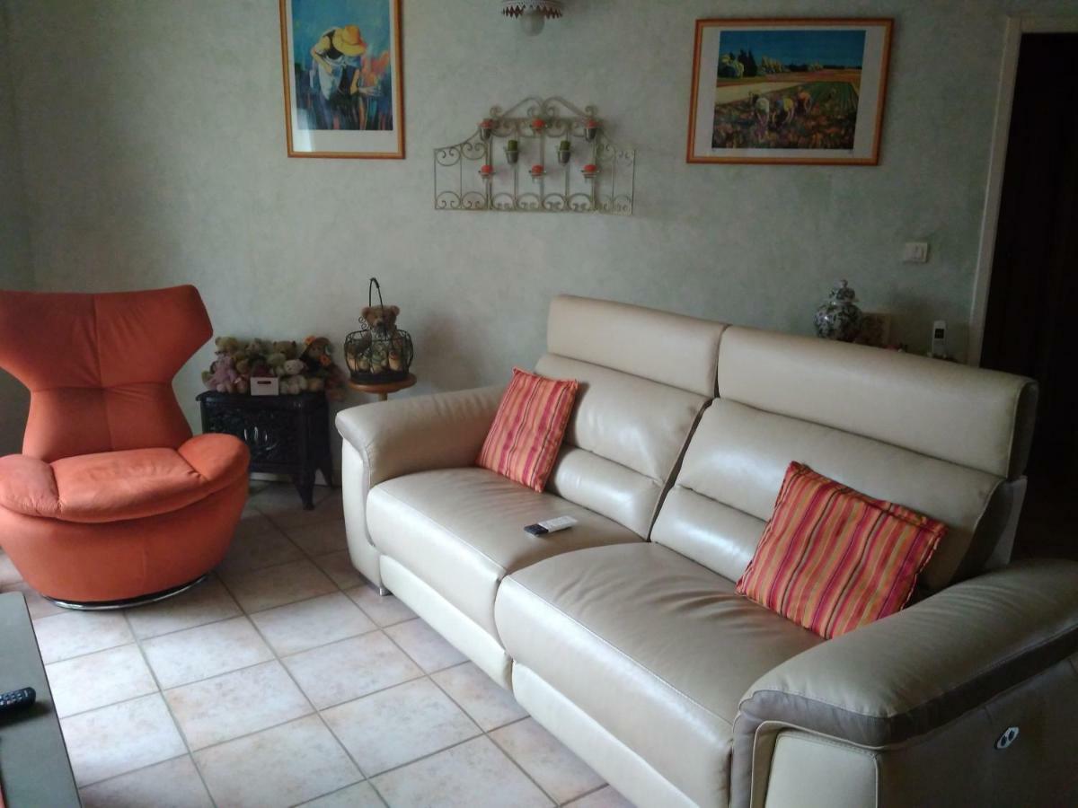 Chambres Tricastine Et Venise 상폴투아 샤토 외부 사진
